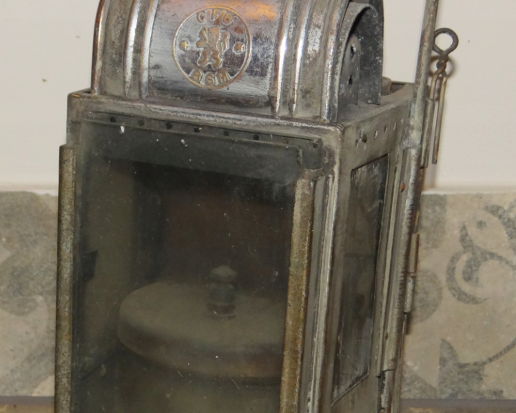 Classic Kerosene Lantern, Collectible Piece